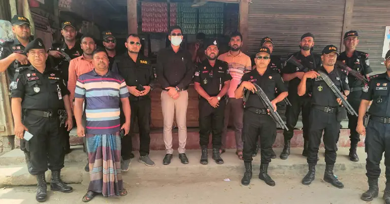 পটুয়াখালীতে র‌্যাবের অভিযান